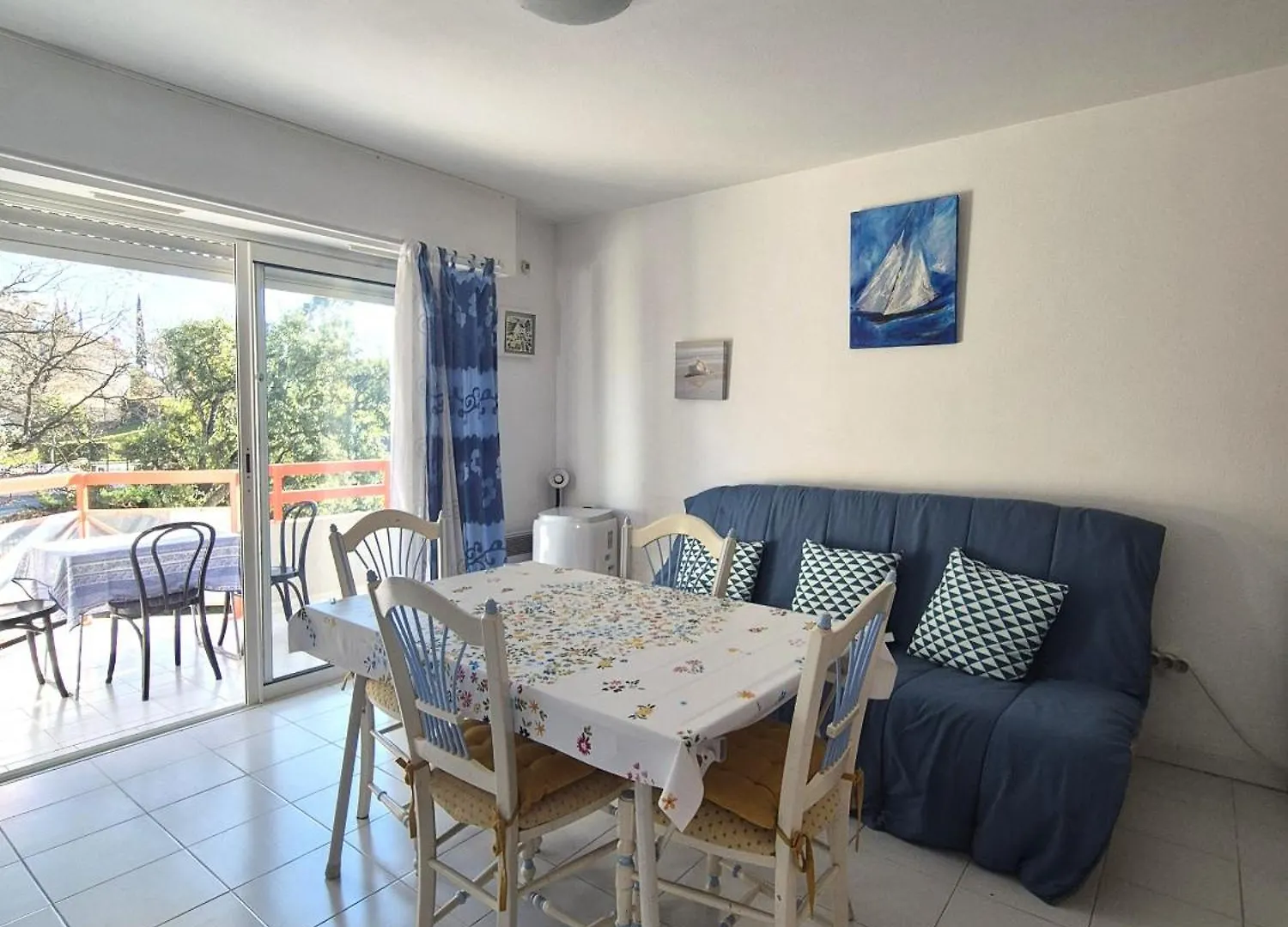 Apartment Le Quercus Appartement 2,4 Personnes Proche Mer Saint-Raphael